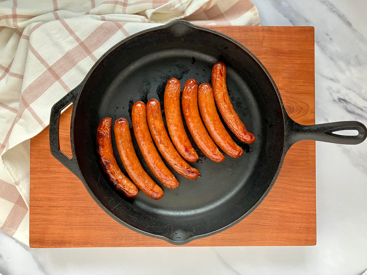 Hot dogs (uncured)